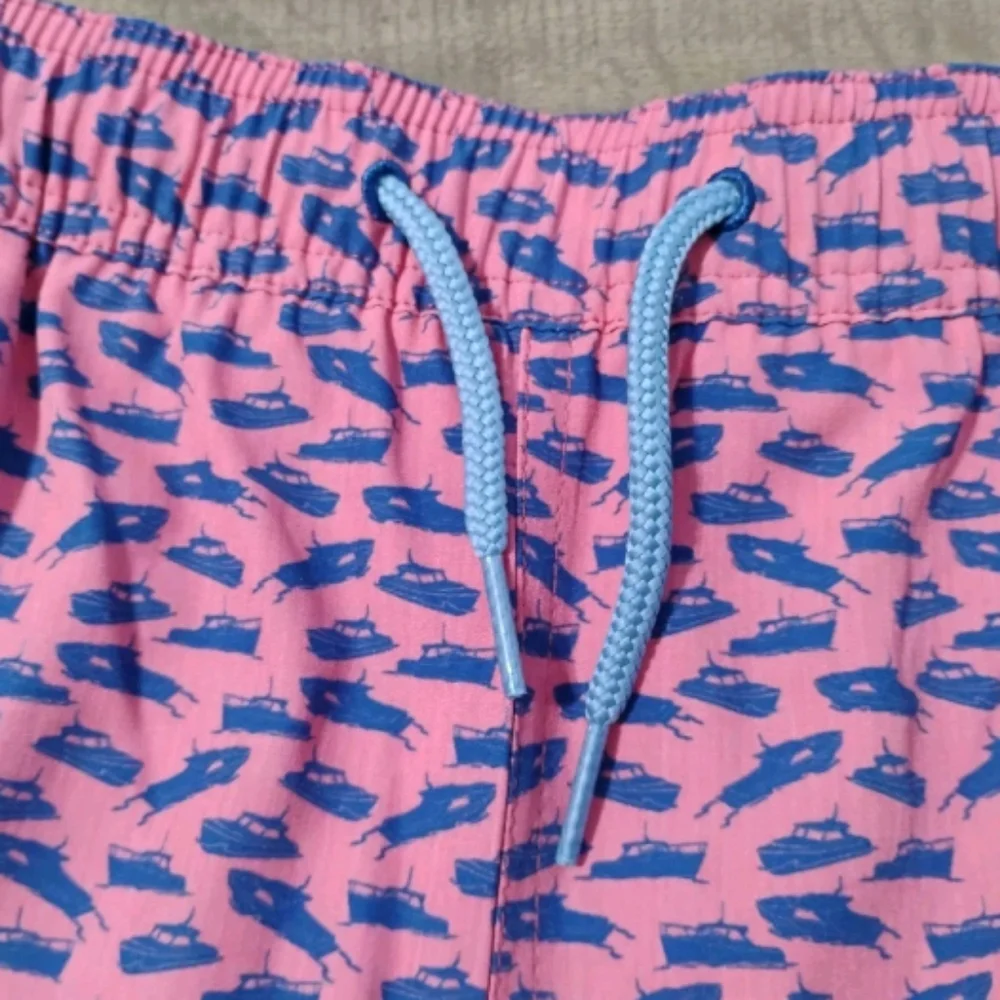 Vineyard Vines Kids T-shirt and Swim Shorts Set Size L (14-16)